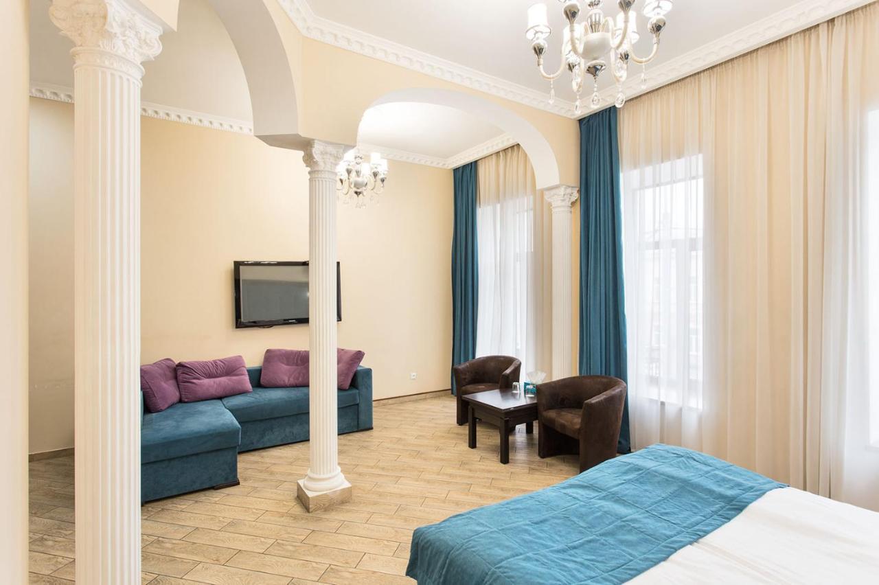 Hotel Baron 敖德萨 外观 照片