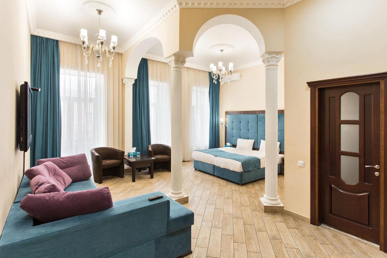 Hotel Baron 敖德萨 外观 照片