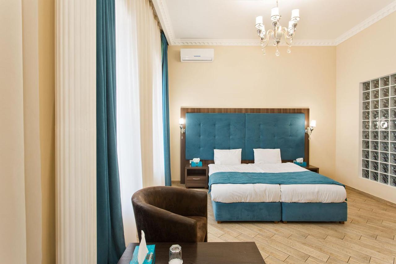 Hotel Baron 敖德萨 外观 照片