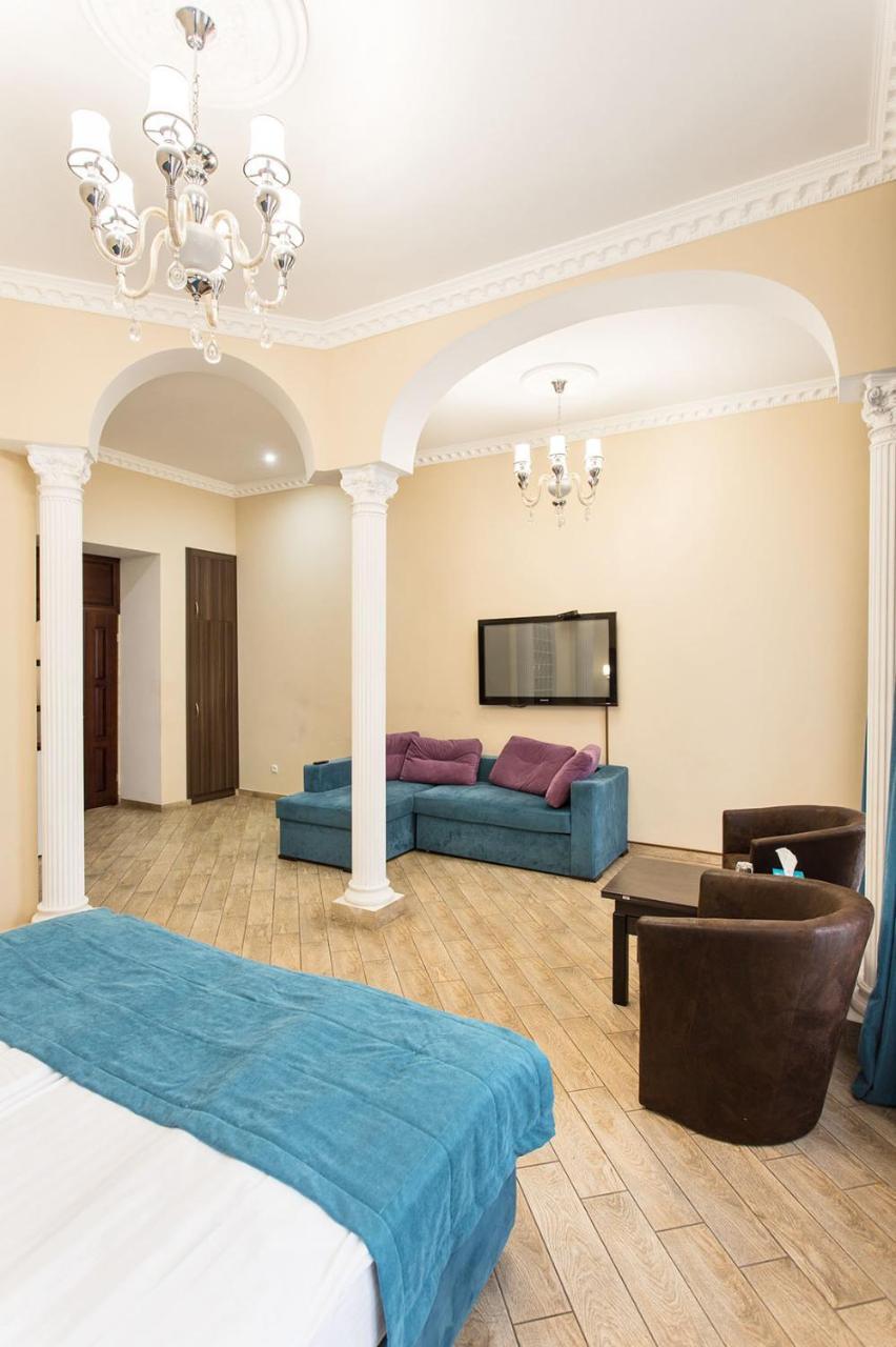 Hotel Baron 敖德萨 外观 照片