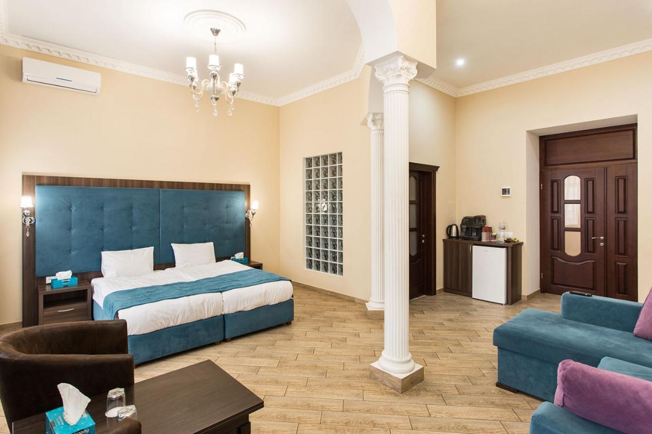 Hotel Baron 敖德萨 外观 照片