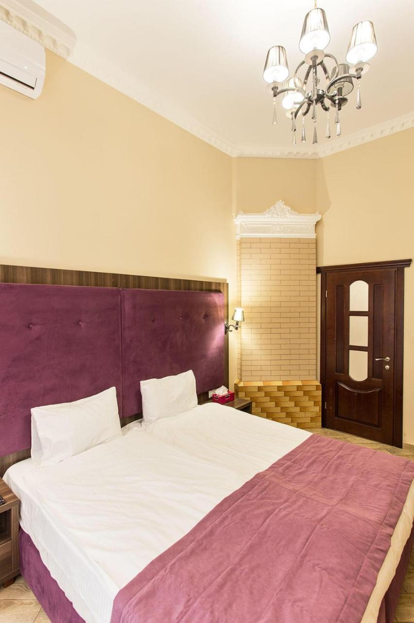Hotel Baron 敖德萨 外观 照片