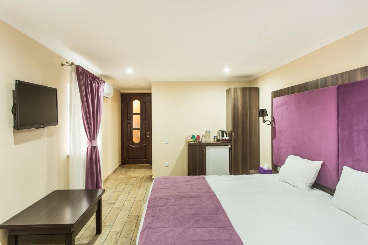 Hotel Baron 敖德萨 外观 照片