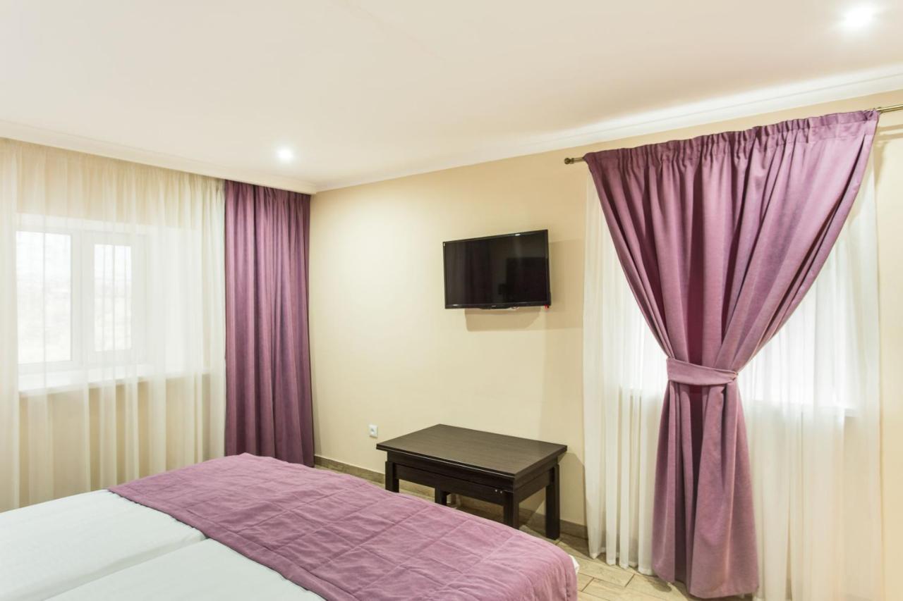 Hotel Baron 敖德萨 外观 照片